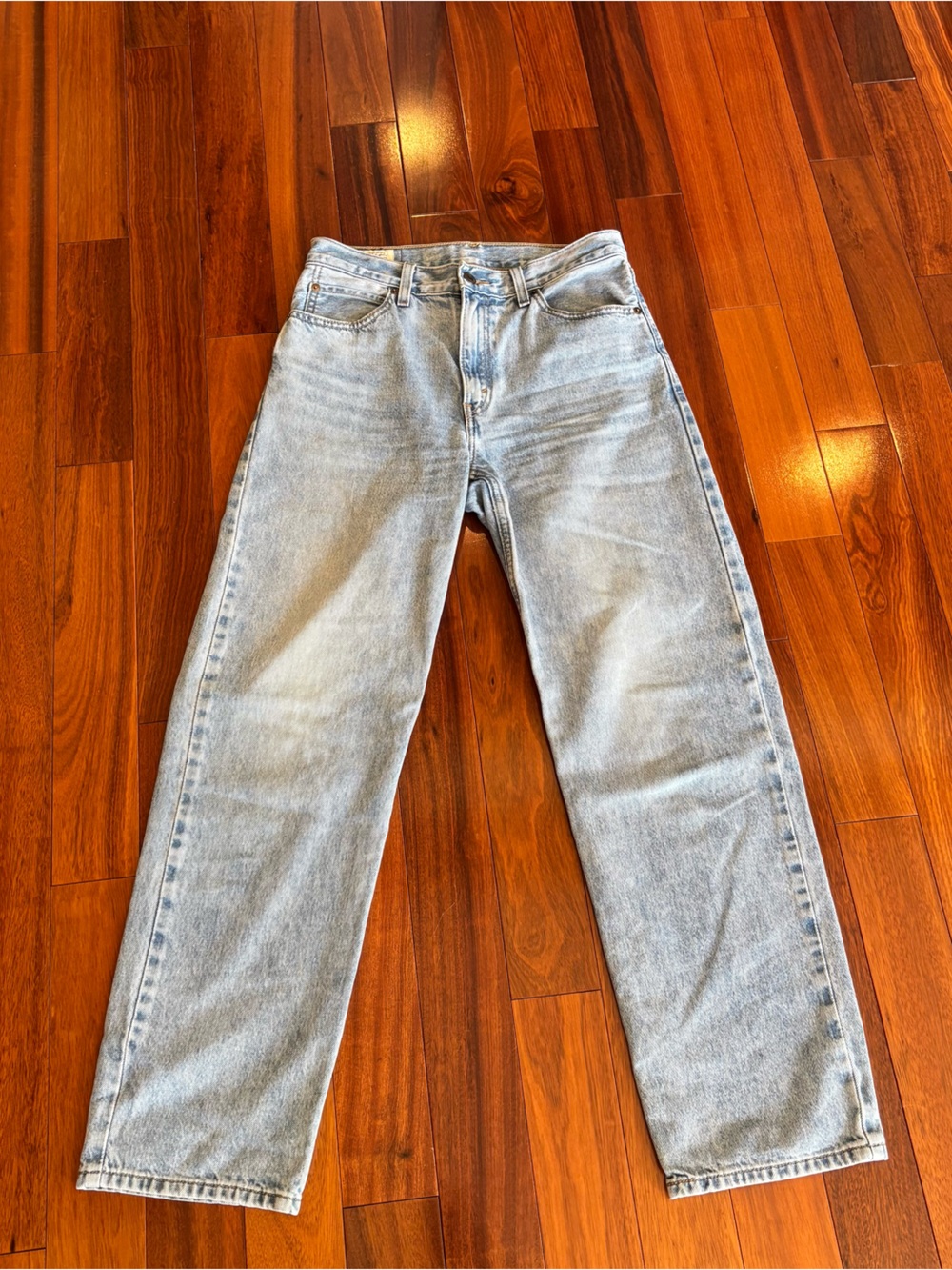 Levi’s Light Wash Straight Leg Jeans Size 26x30